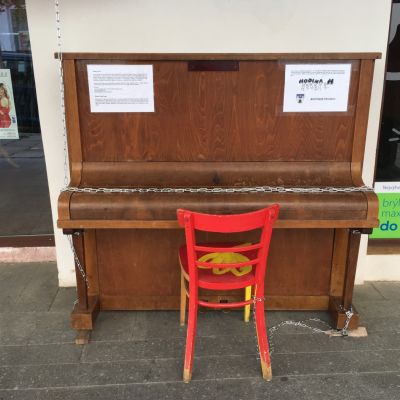 C:\fakepath\hodinah pianovpejru4